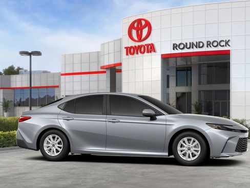 New 2026 Toyota Camry LE image 13