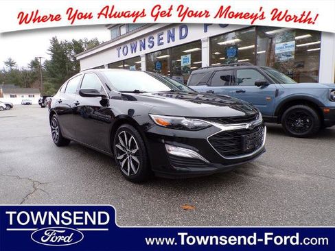 Used 2022 Chevrolet Malibu RS image 1