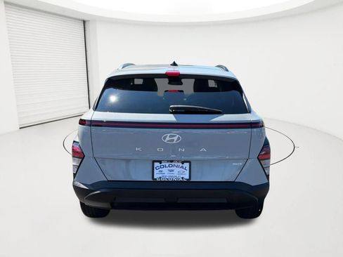 Used 2025 Hyundai Kona SEL AWD/4WD image 6