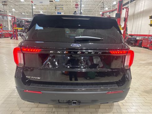 Used 2026 Ford Explorer Active RWD image 43