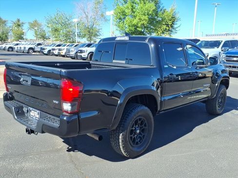 Used 2022 Toyota Tacoma SR5 image 4