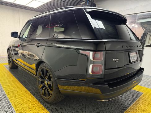 Used 2020 Land Rover Range Rover HSE image 5