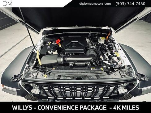 Used 2024 Jeep Wrangler Unlimited AWD/4WD image 51