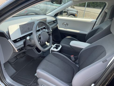 Certified 2024 Hyundai Ioniq 5 SEL RWD image 10