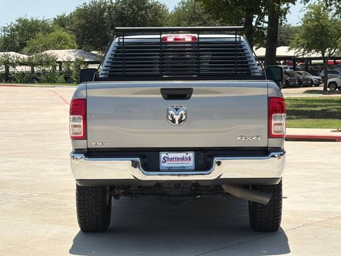 Used 2024 RAM 2500 Tradesman w/ Chrome Appearance Group AWD/4WD image 6