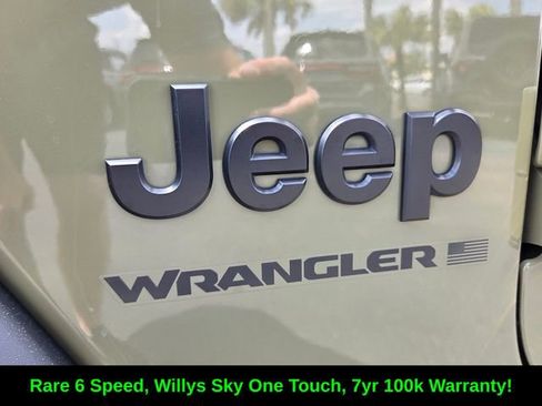 Certified 2025 Jeep Wrangler Willys AWD/4WD image 11