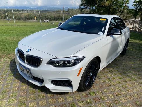 Used 2020 BMW M240i Coupe image 3