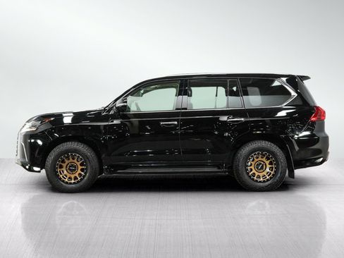 Used 2018 Lexus LX 570 4WD image 2