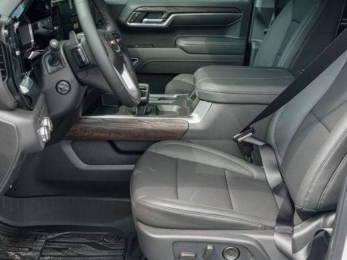 New 2026 GMC Sierra 1500 SLT AWD/4WD image 10