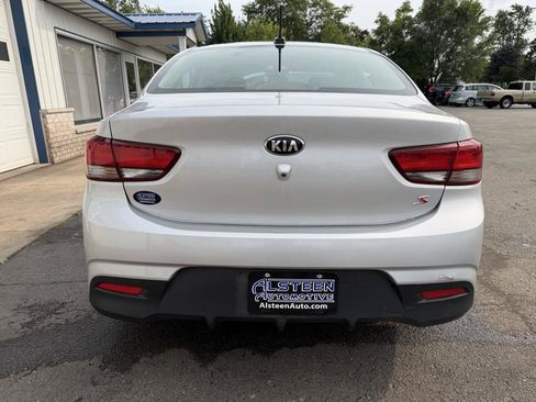 Used 2020 Kia Rio S FWD image 4