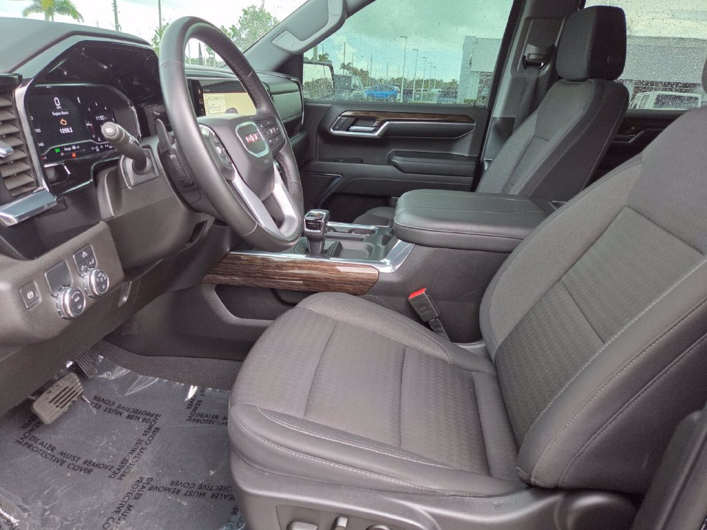 Used 2024 GMC Sierra 1500 Elevation RWD image 27