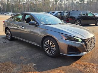 Used 2024 Nissan Altima 2.5 SV video 1