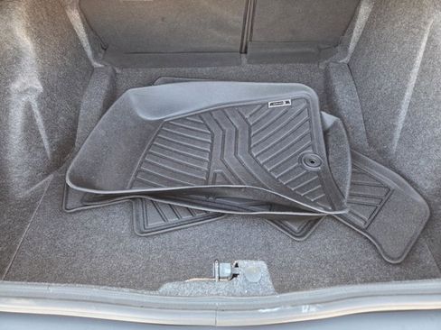 Used 2023 Dodge Challenger GT image 6