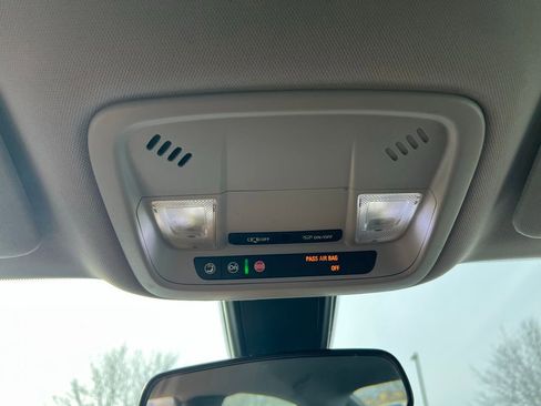 Used 2018 Chevrolet Malibu LS image 30