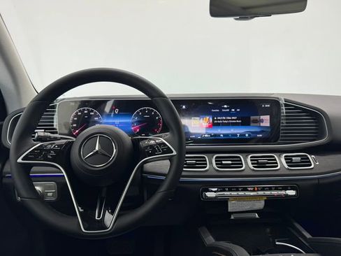 New 2026 Mercedes-Benz GLE 350 4MATIC image 3
