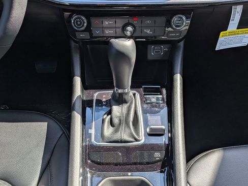 New 2026 Jeep Compass Latitude image 17