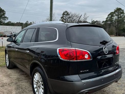 Used 2011 Buick Enclave CXL image 7