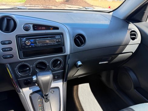 Used 2008 Toyota Matrix XR image 13