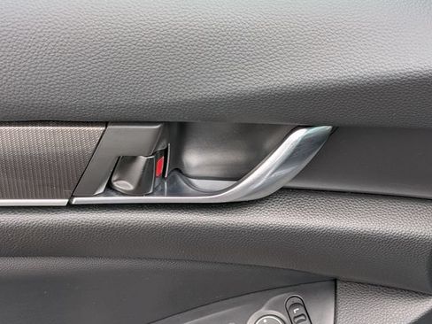 Used 2022 Honda Accord Sport image 13