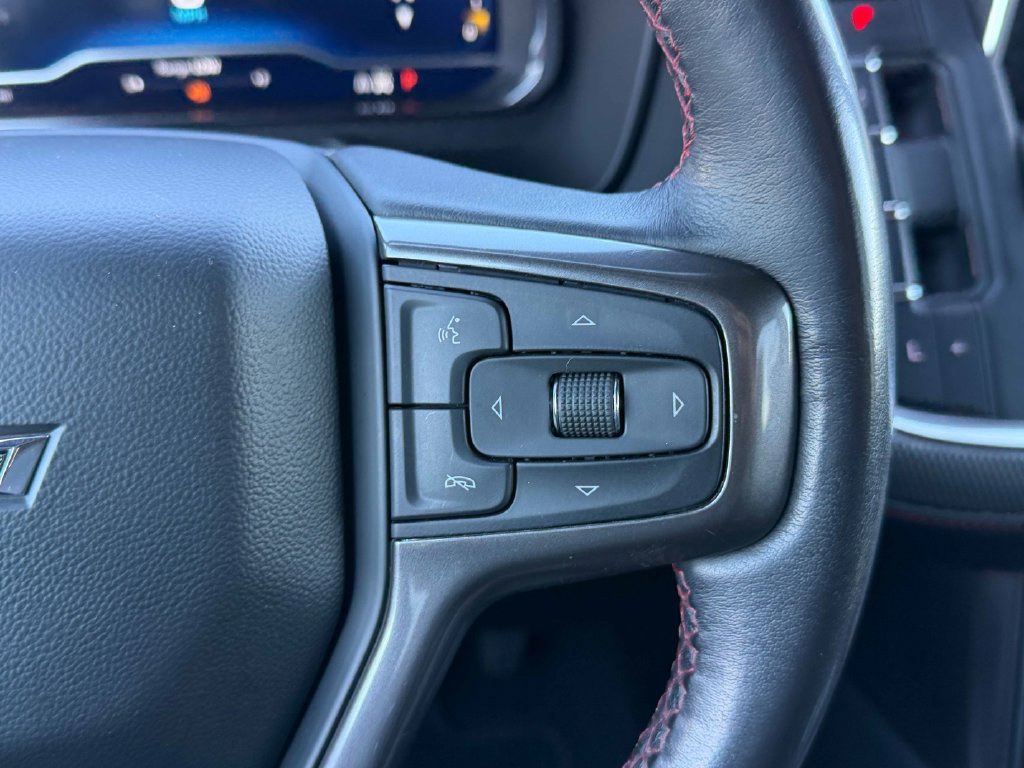 Used 2023 Chevrolet Suburban RST AWD/4WD image 34