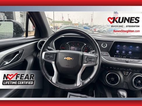 Used 2020 Chevrolet Blazer LT image 36