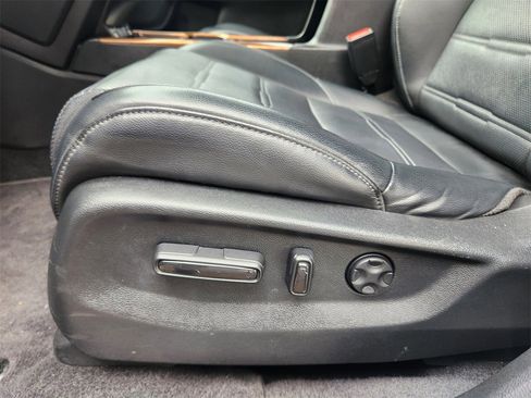 Certified 2022 Honda CR-V Touring image 23