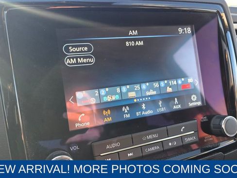 Used 2022 Nissan Frontier SV w/ SV Premium Package image 18