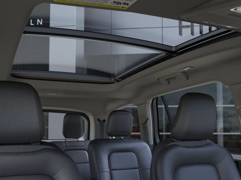 New 2026 Lincoln Aviator AWD image 22