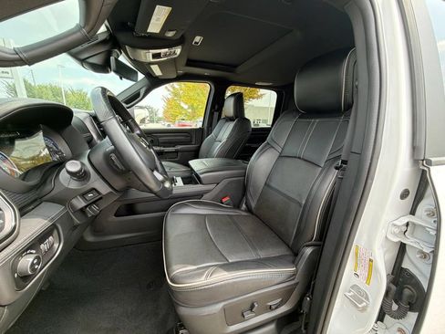 Used 2022 RAM 2500 Limited AWD/4WD image 10