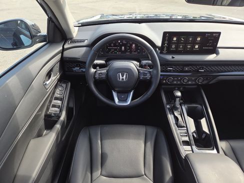 Used 2025 Honda Accord Touring image 25