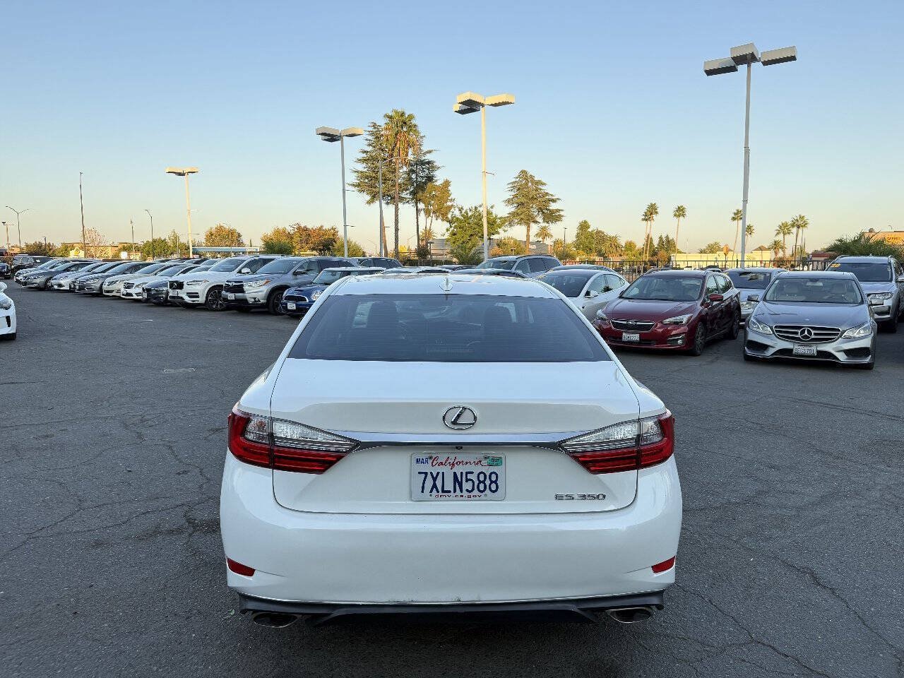 Used 2017 Lexus ES 350 FWD image 6