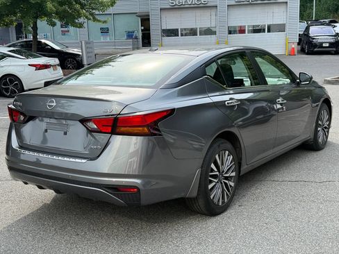 Used 2023 Nissan Altima 2.5 SV AWD/4WD image 6