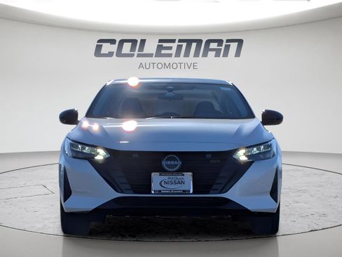 Certified 2025 Nissan Sentra SR w/ Midnight Edition FWD image 2