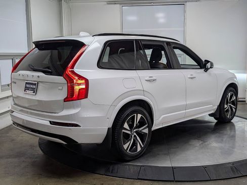 Used 2023 Volvo XC90 T8 Plus w/ Protection Package Premier AWD/4WD image 9