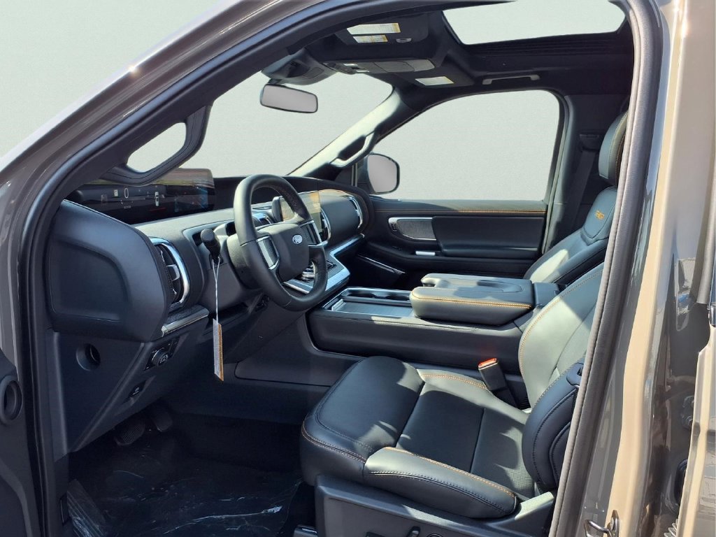 New 2027 Ford Expedition Tremor w/ Driver's Package AWD/4WD image 18