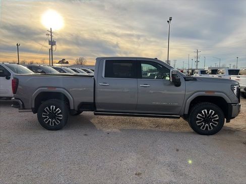 New 2026 GMC Sierra 2500 Denali Ultimate image 7