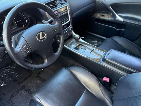 Used 2009 Lexus IS 250 RWD image 4