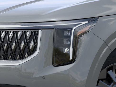 New 2026 Kia Carnival EX FWD image 10