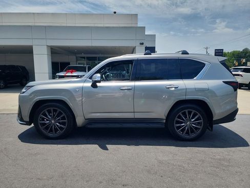 Used 2025 Lexus LX 600 F Sport w/ Accessory Package (2T) AWD/4WD image 5