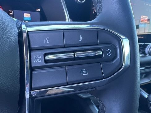 Used 2024 GMC Canyon Elevation RWD image 20