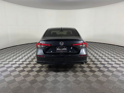 Used 2025 Honda Civic Sport image 5