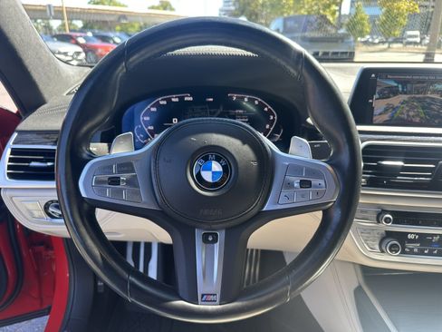 Used 2022 BMW 740i xDrive w/ Luxury Rear Seating Package AWD/4WD image 14