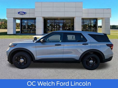 New 2026 Ford Explorer 4WD Police Interceptor image 8