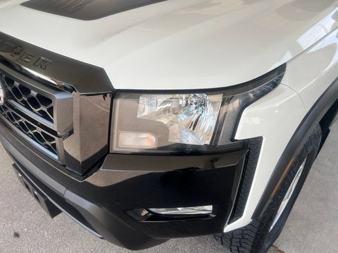 Used 2024 Nissan Frontier SV w/ Hardbody Edition AWD/4WD image 25