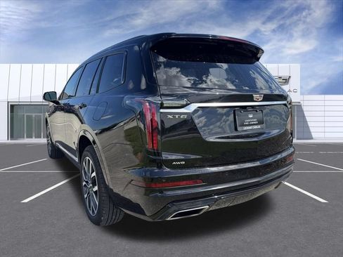 Certified 2024 Cadillac XT6 Sport w/ Technology Package AWD/4WD image 12