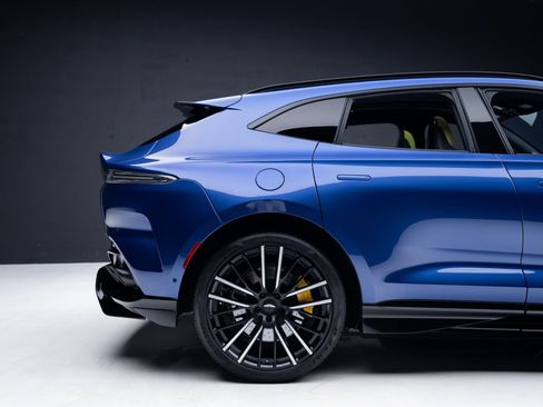 Used 2023 Aston Martin DBX 707 image 38