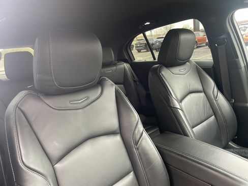 Used 2023 Cadillac XT4 Premium Luxury image 15
