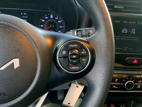 Used 2022 Kia Soul LX w/ Technology Package FWD image 24