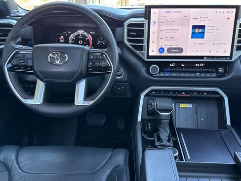 Used 2022 Toyota Tundra Platinum image 14