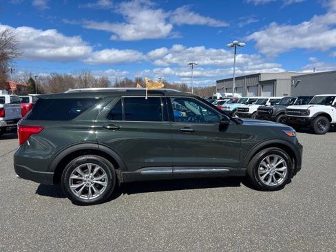 Certified 2023 Ford Explorer Limited w/ Equipment Group 301A AWD/4WD image 6